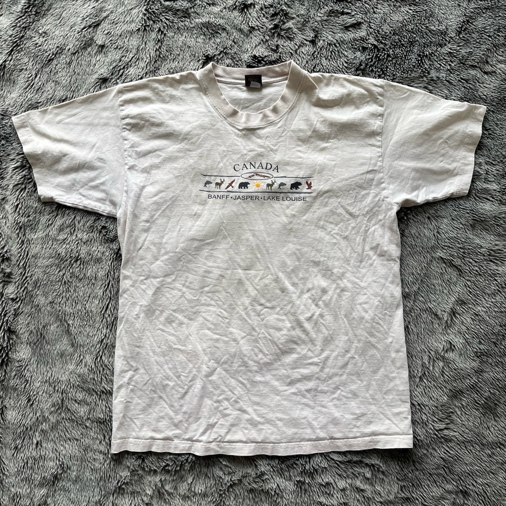 ✨2/25✨Vintage Alberta Tee
